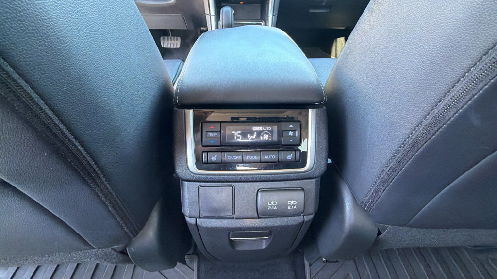 Used 2022 Subaru Ascent Limited w/ Technology Package image 25