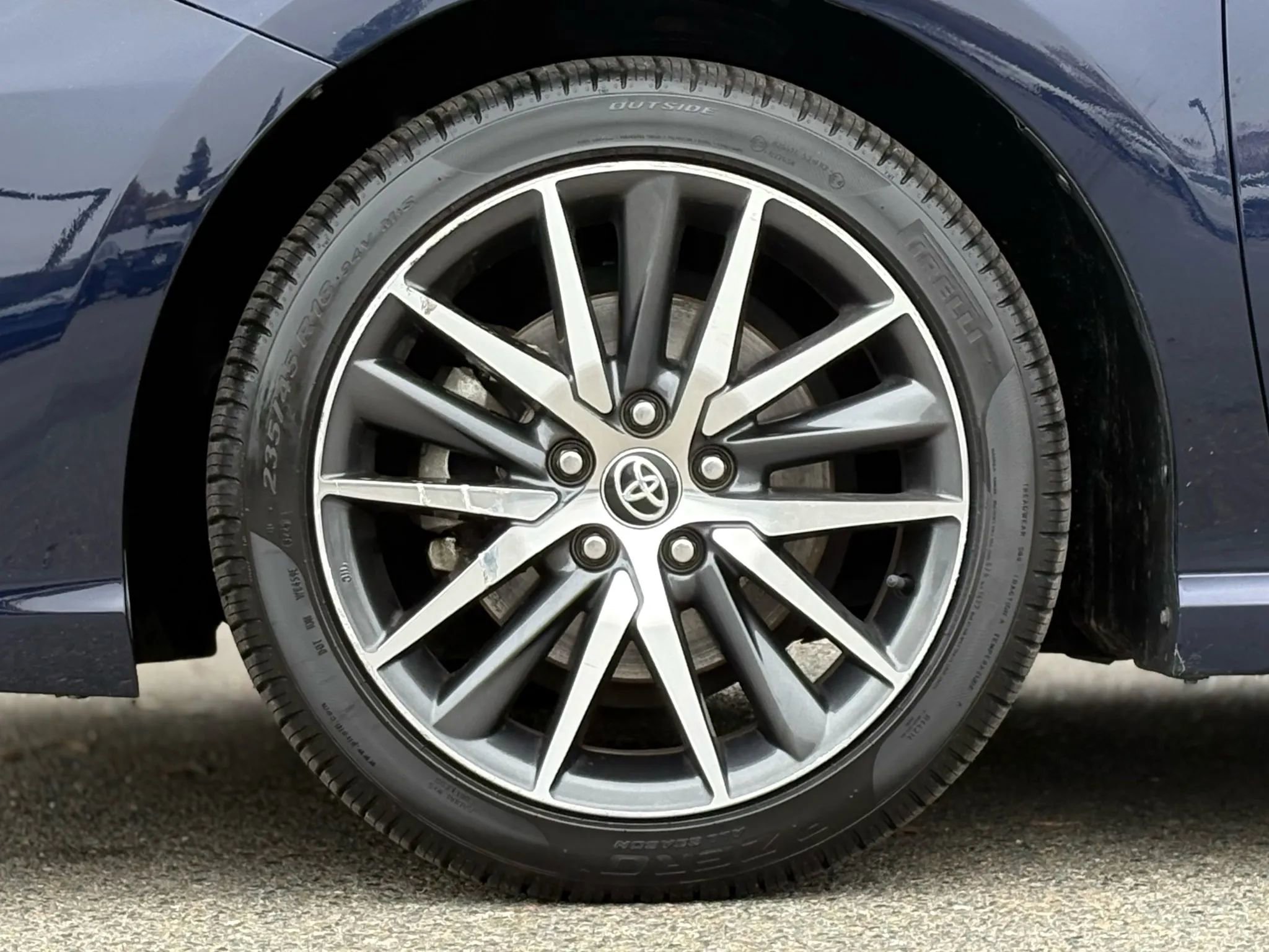 Used 2021 Toyota Camry XSE w/ Carpet Mat Package (TMS) image 29