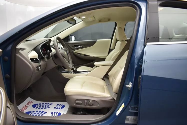 Used 2024 Chevrolet Malibu LT FWD image 14