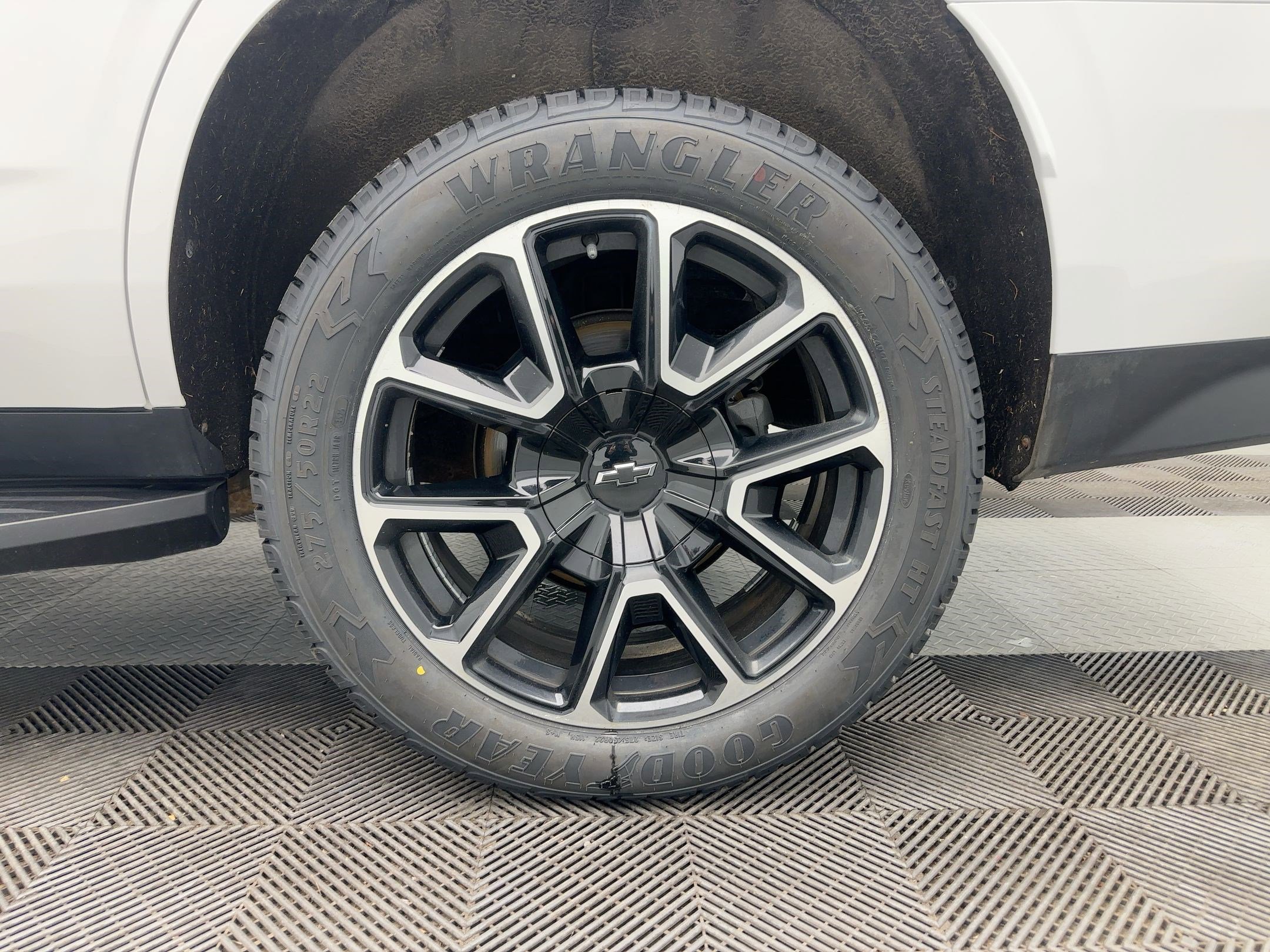 Used 2022 Chevrolet Tahoe RST w/ Luxury Package image 11