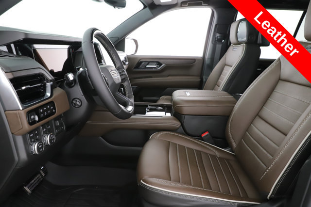 Used 2026 GMC Yukon Denali Ultimate w/ LPO, Floor Liner Package AWD/4WD image 17