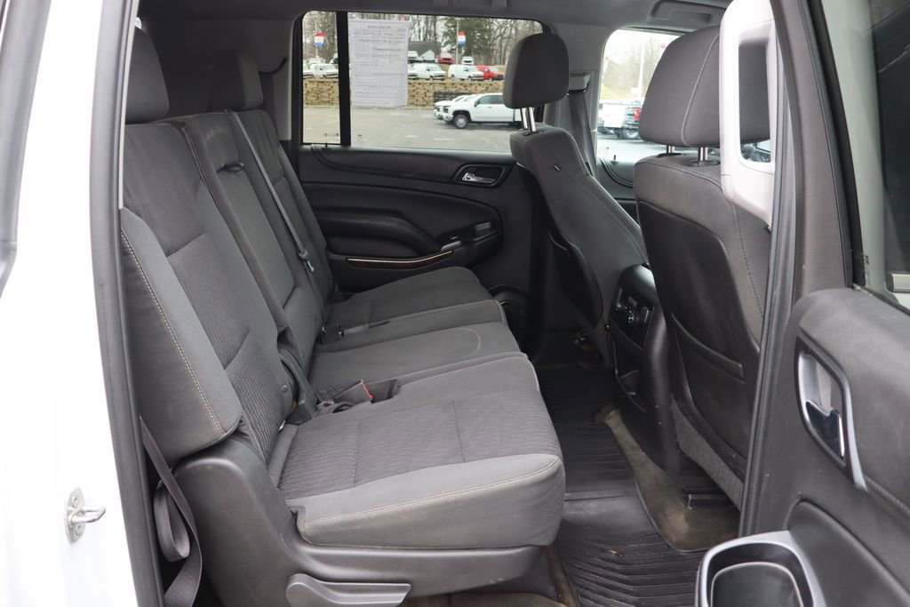 Used 2015 Chevrolet Suburban LS image 19
