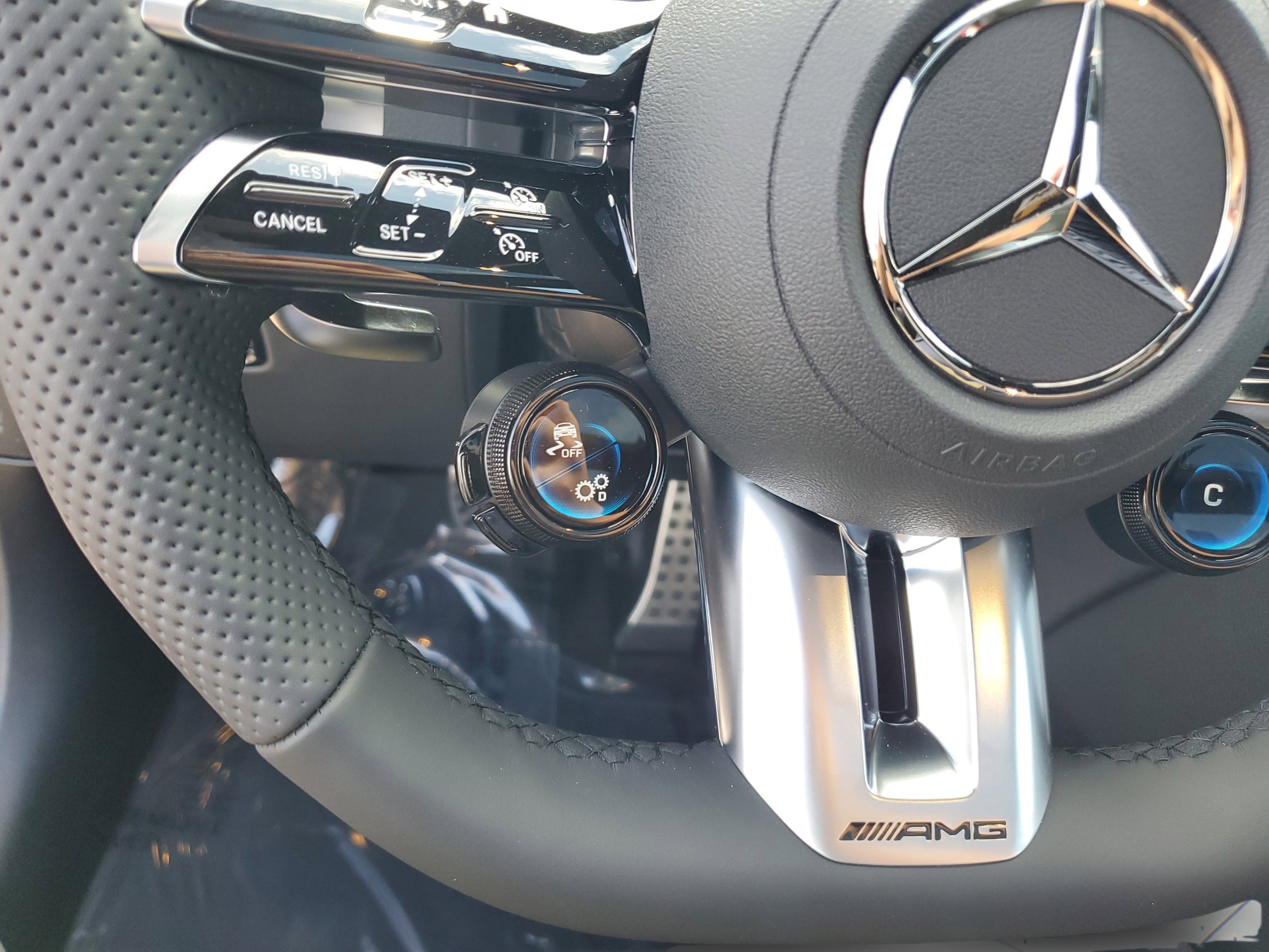 Certified 2026 Mercedes-Benz GLC 43 AMG 4MATIC image 37