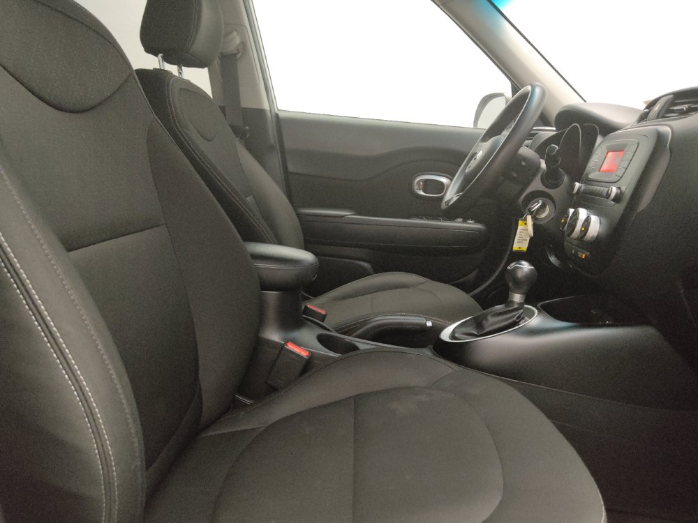 Used 2016 Kia Soul FWD image 21