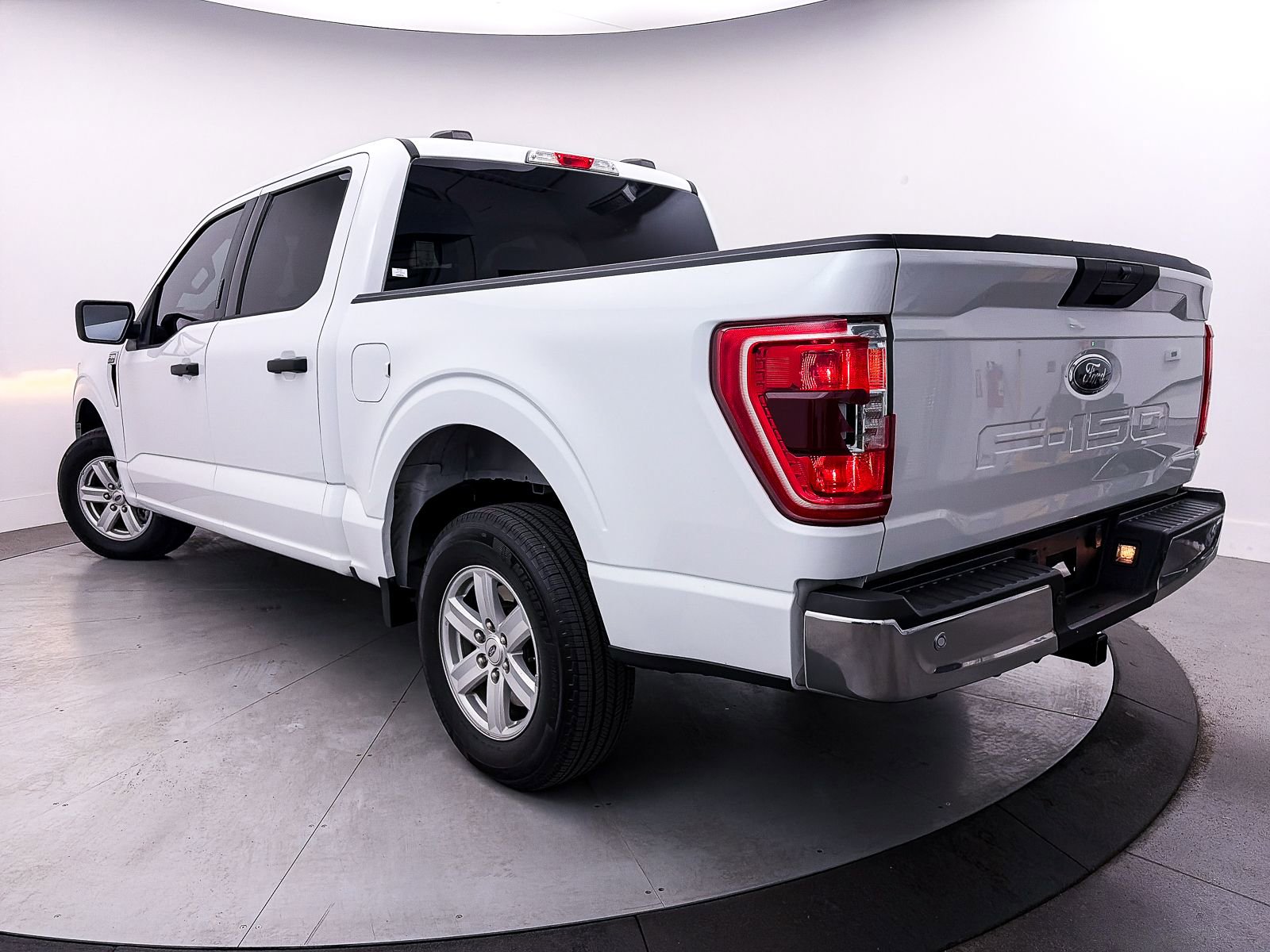 Used 2022 Ford F150 XLT w/ Equipment Group 301A Mid image 2
