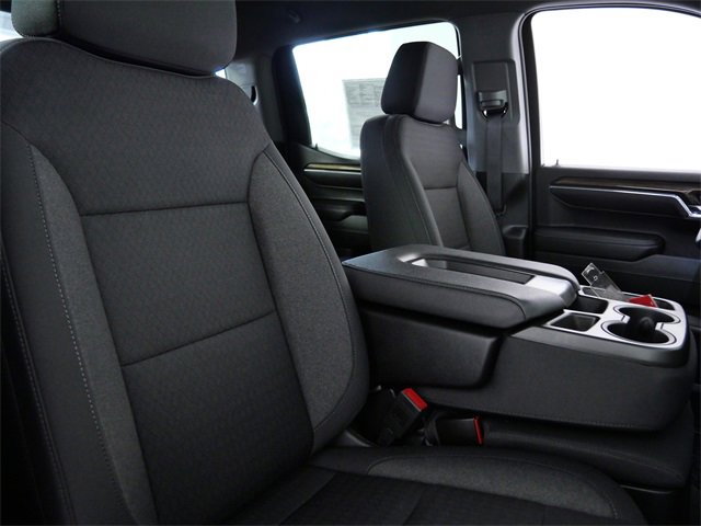Used 2024 Chevrolet Silverado 1500 LT image 11