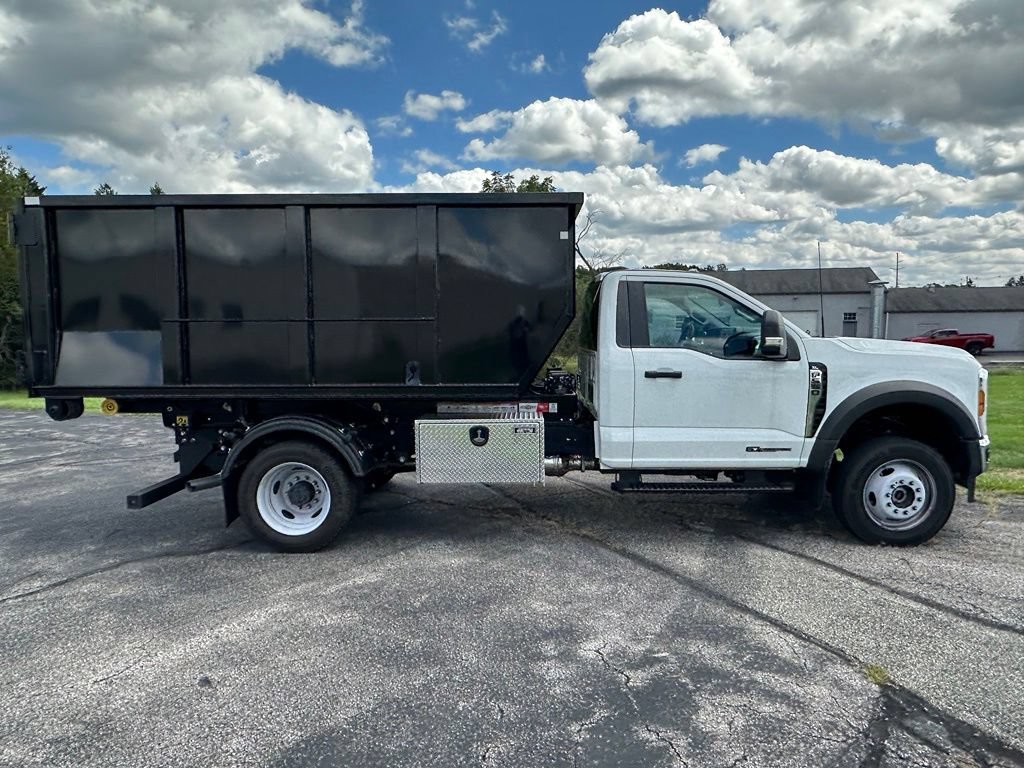 New 2026 Ford F550 4x4 Regular Cab Super Duty image 5
