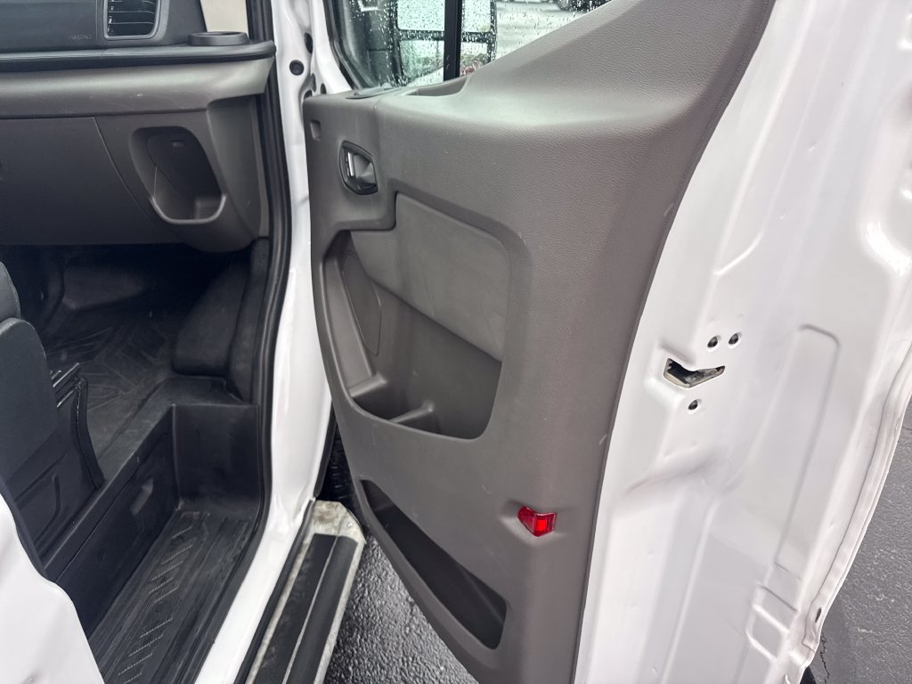 Used 2025 Ford Transit 250 Low Roof w/ Exterior Upgrade Package RWD image 25