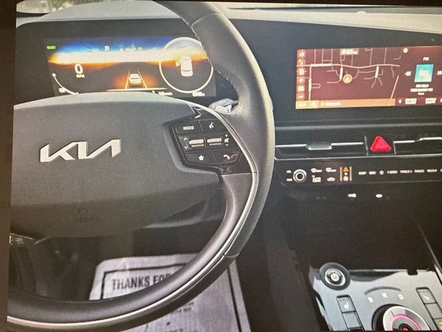 Used 2025 Kia Niro Wind FWD image 13