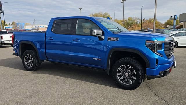 Used 2024 GMC Sierra 1500 AT4 w/ Technology Package AWD/4WD image 2