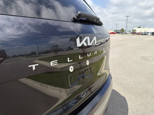Used 2025 Kia Telluride S FWD image 43