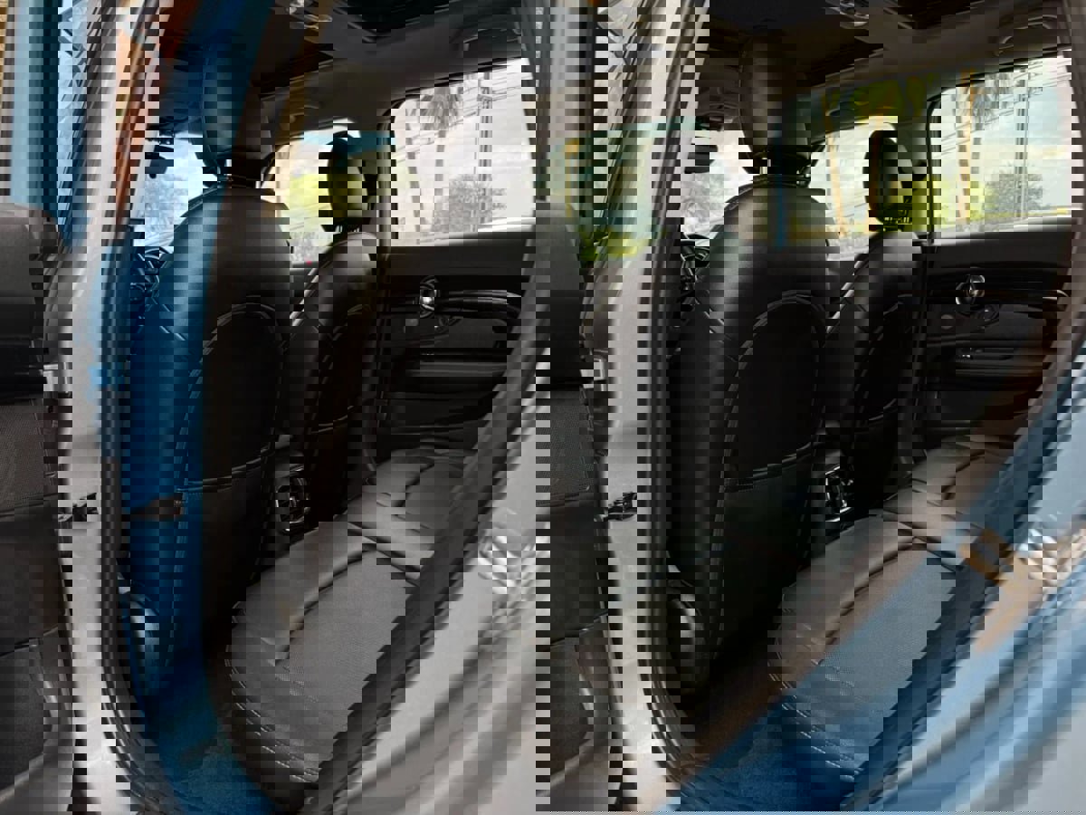 Used 2016 MINI Cooper Clubman image 45