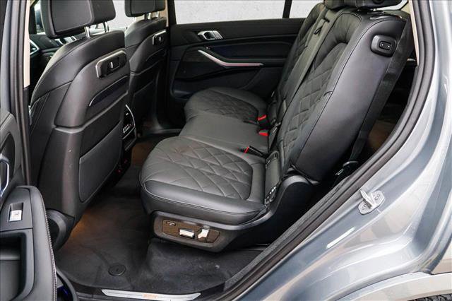 Used 2024 BMW X7 xDrive40i image 22