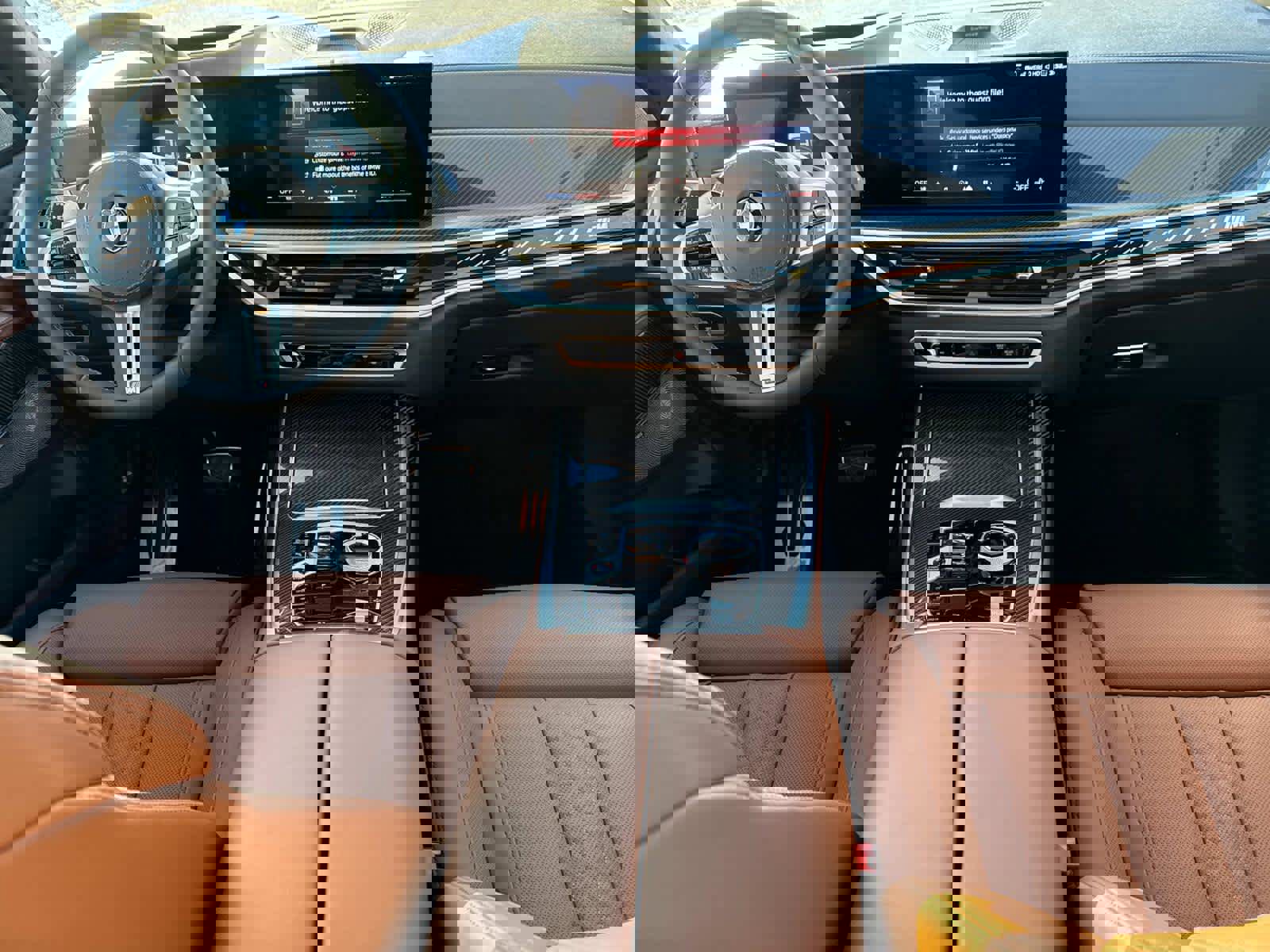 New 2026 BMW X7 M60i image 18