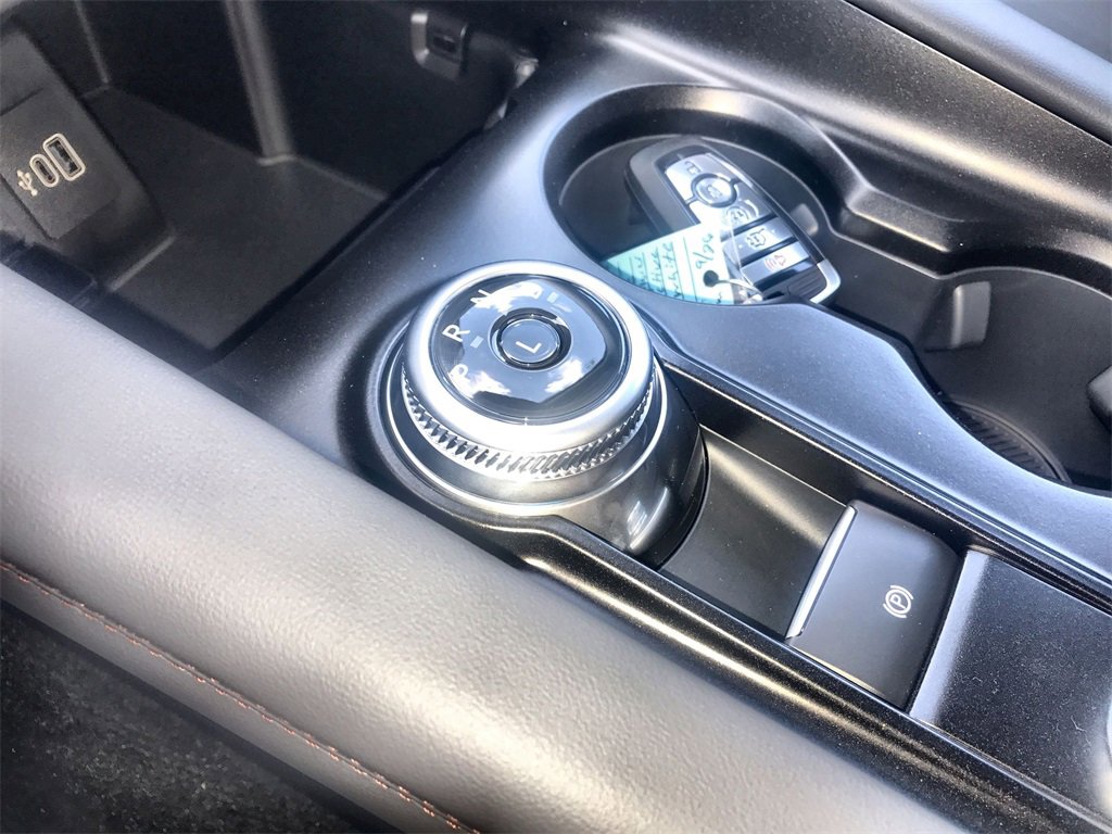 New 2025 Ford Explorer Active image 20