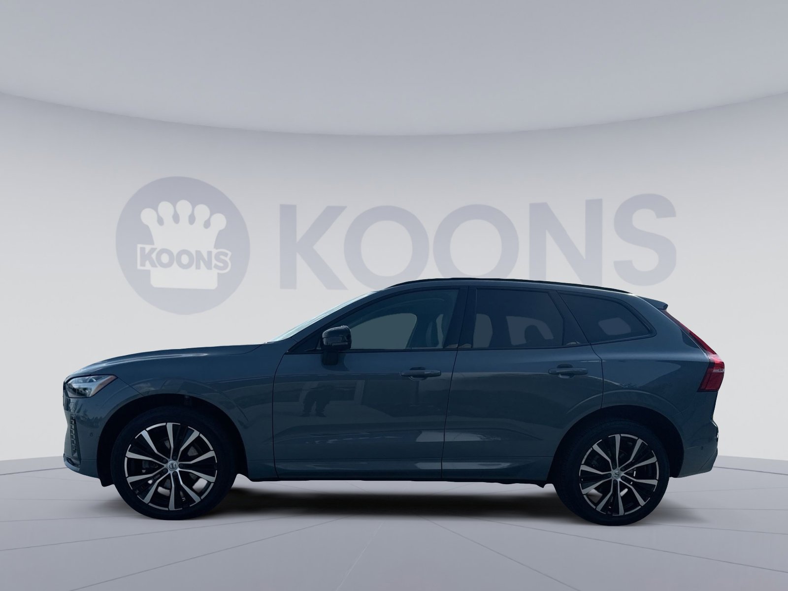 Certified 2023 Volvo XC60 B5 Plus w/ Climate Package AWD/4WD image 2
