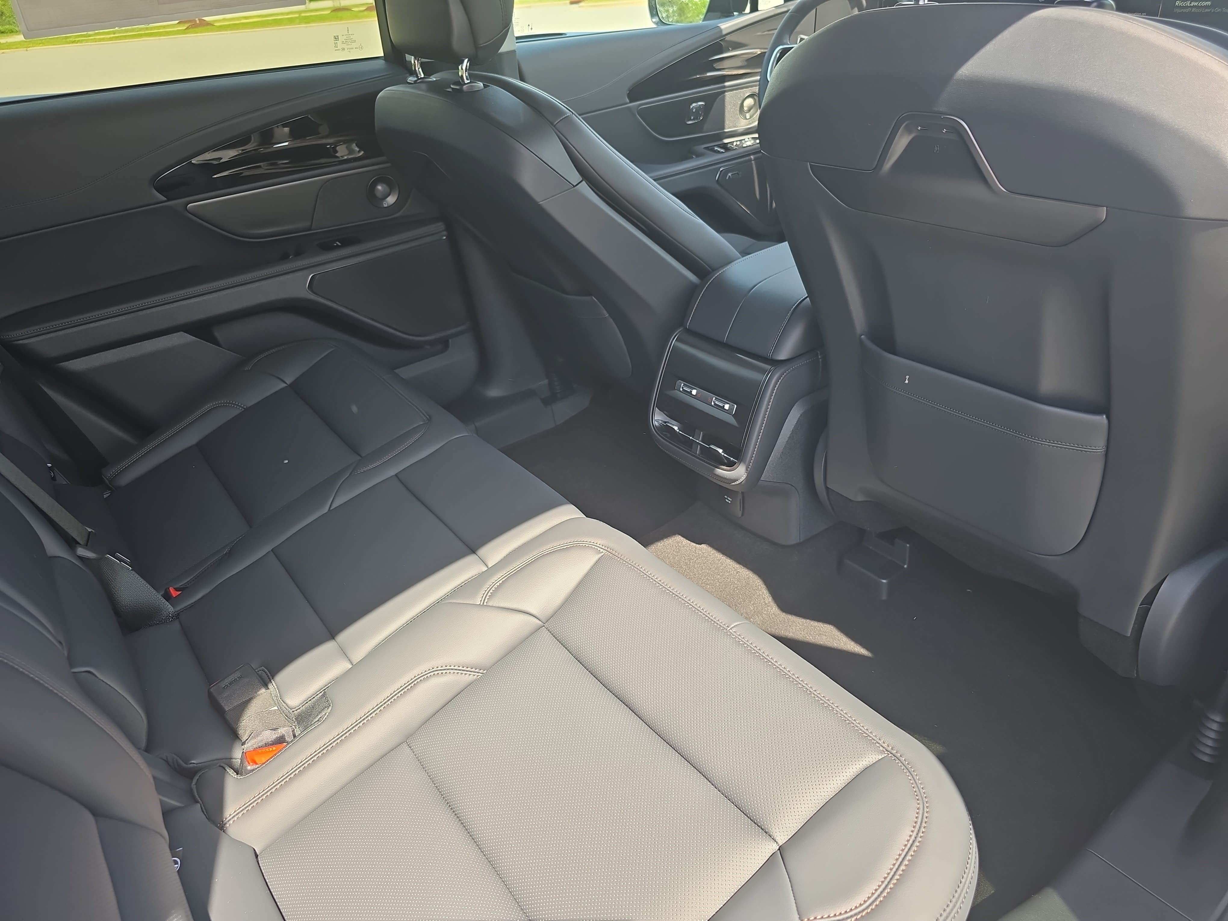 New 2026 Lincoln Nautilus Premier w/ Equipment Group 102A AWD/4WD image 11