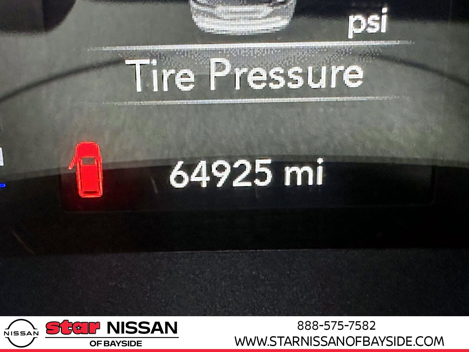 Used 2018 Chrysler Pacifica Touring-L image 31