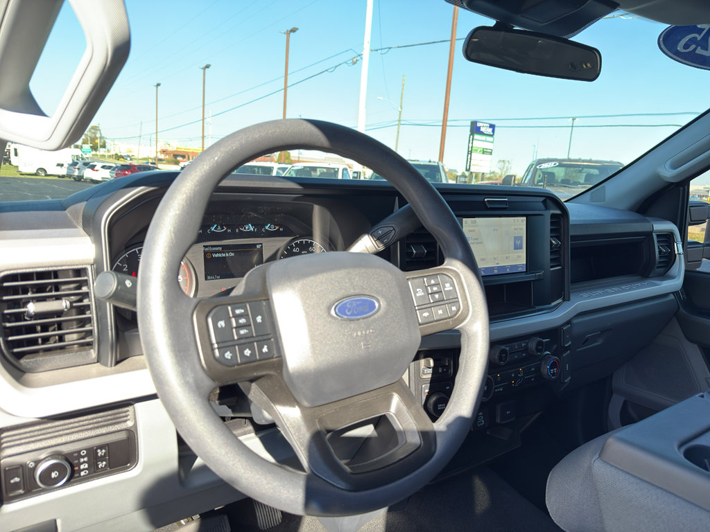 Used 2025 Ford F250 XL w/ STX Appearance Package image 13