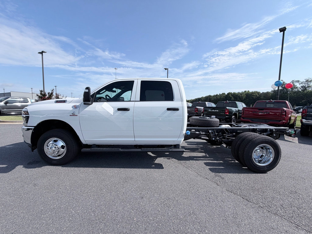New 2026 RAM 3500 Tradesman w/ Chrome Appearance Group A AWD/4WD image 5