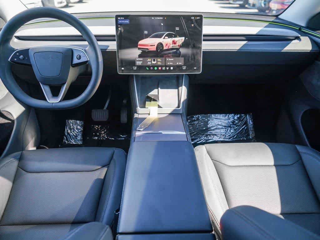 Used 2026 Tesla Model Y 2WD image 9