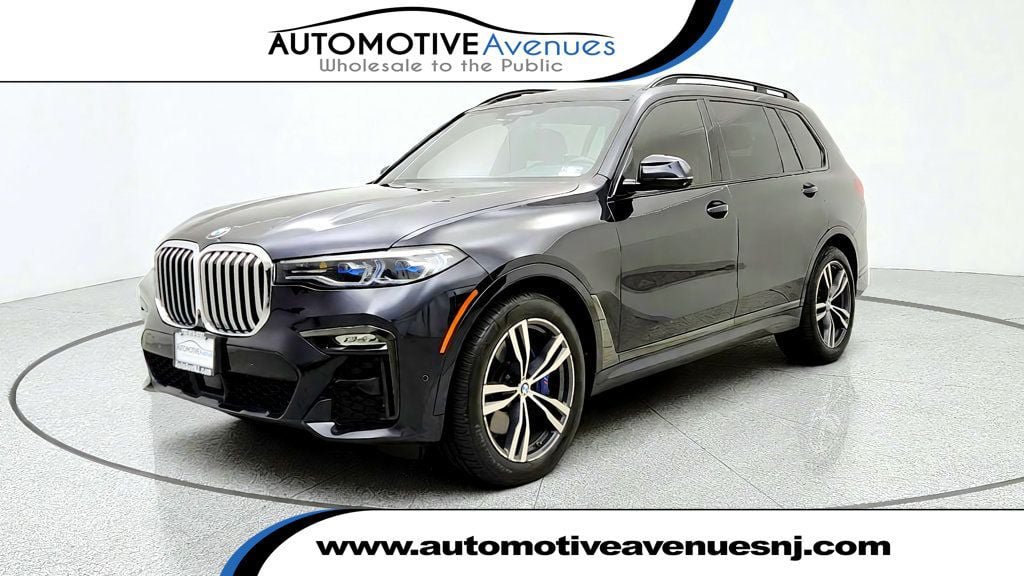 Used 2019 BMW X7 xDrive50i w/ M Sport Package AWD/4WD image 1