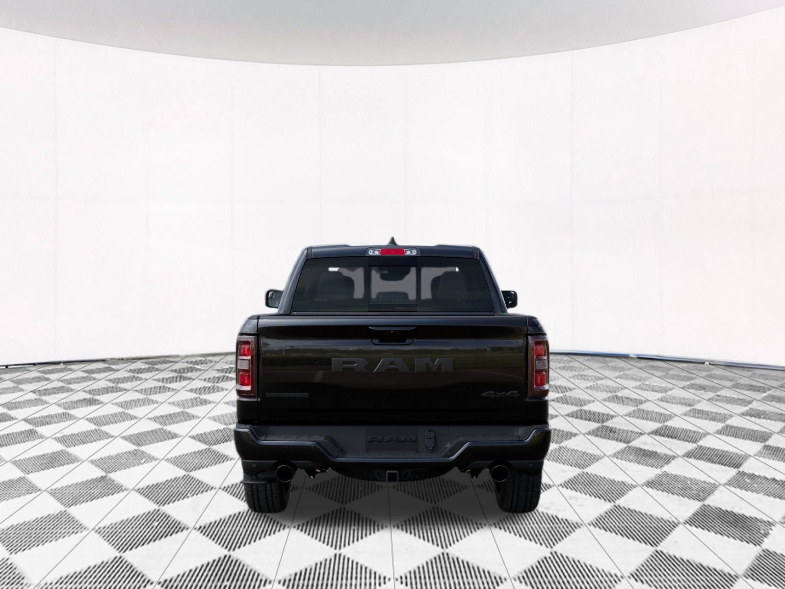 New 2026 RAM 1500 4x4 Crew Cab image 10