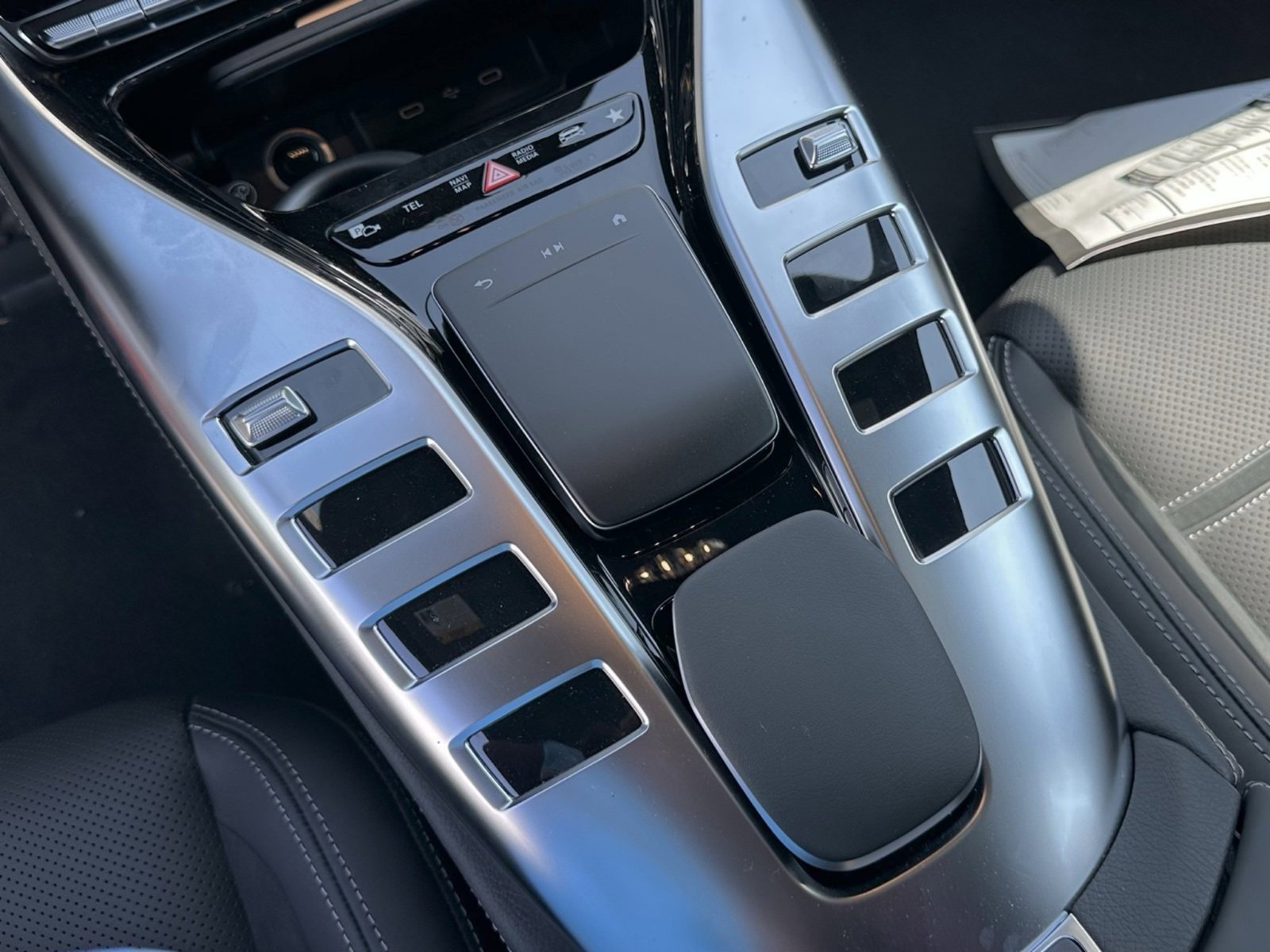 Used 2024 Mercedes-Benz AMG GT 43 image 24