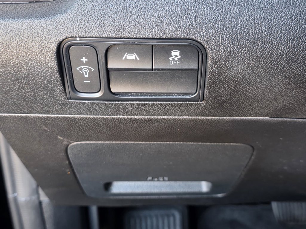 Used 2021 Kia Sorento S FWD image 22