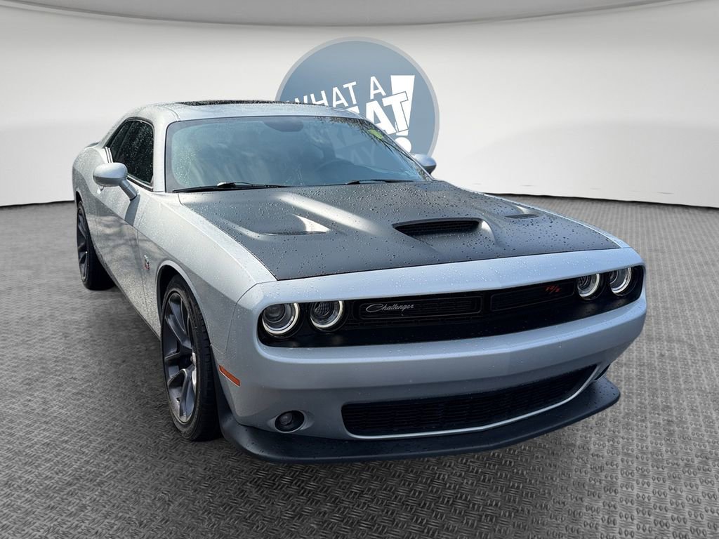 Certified 2023 Dodge Challenger R/T Scat Pack RWD image 1