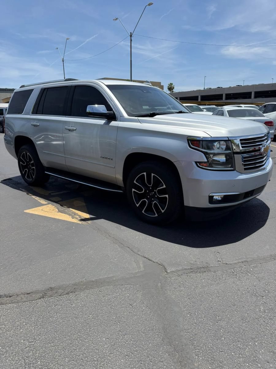 Used 2018 Chevrolet Tahoe Premier RWD image 3
