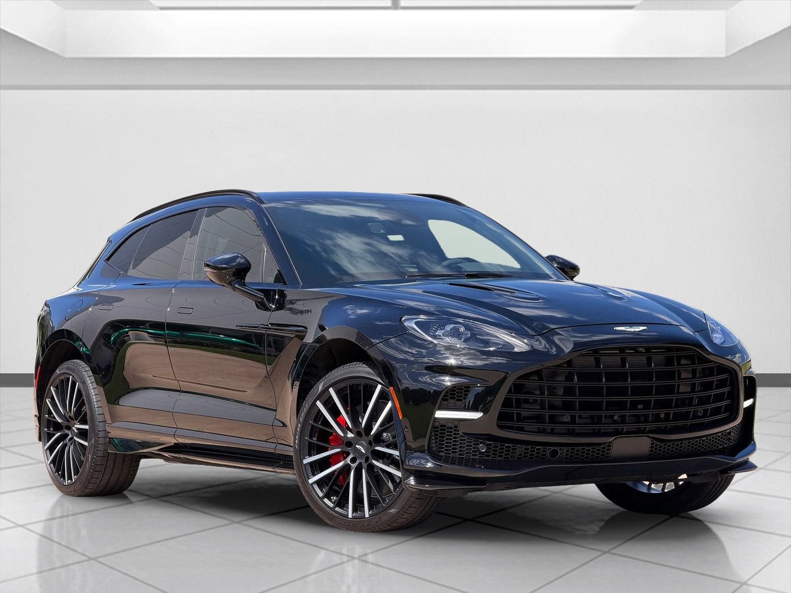Used 2025 Aston Martin DBX 707