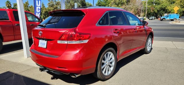Used 2010 Toyota Venza FWD image 4