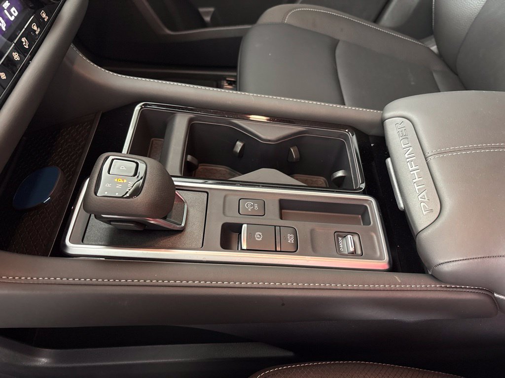 New 2026 Nissan Pathfinder SL FWD image 42