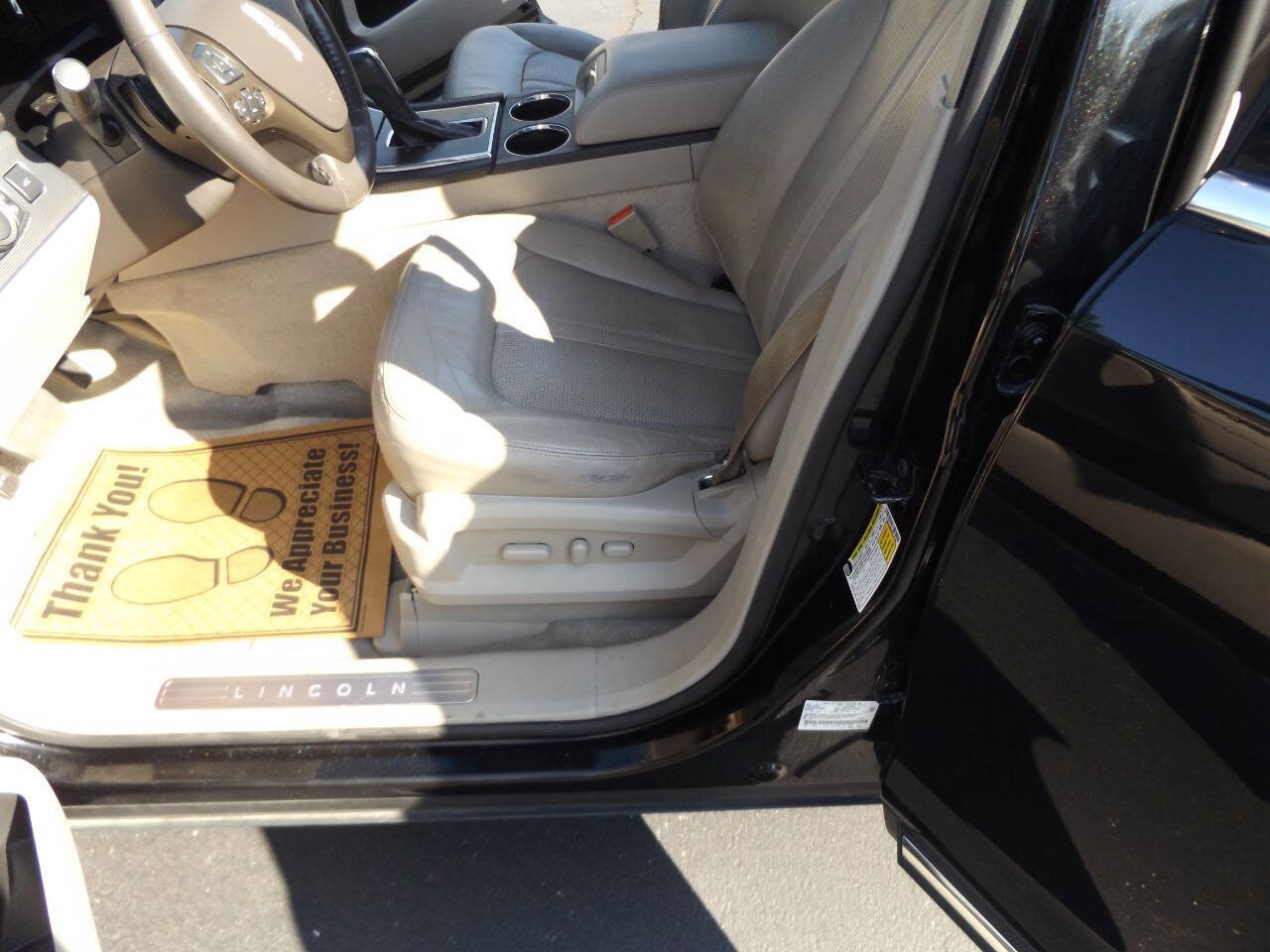 Used 2013 Lincoln MKX AWD image 13