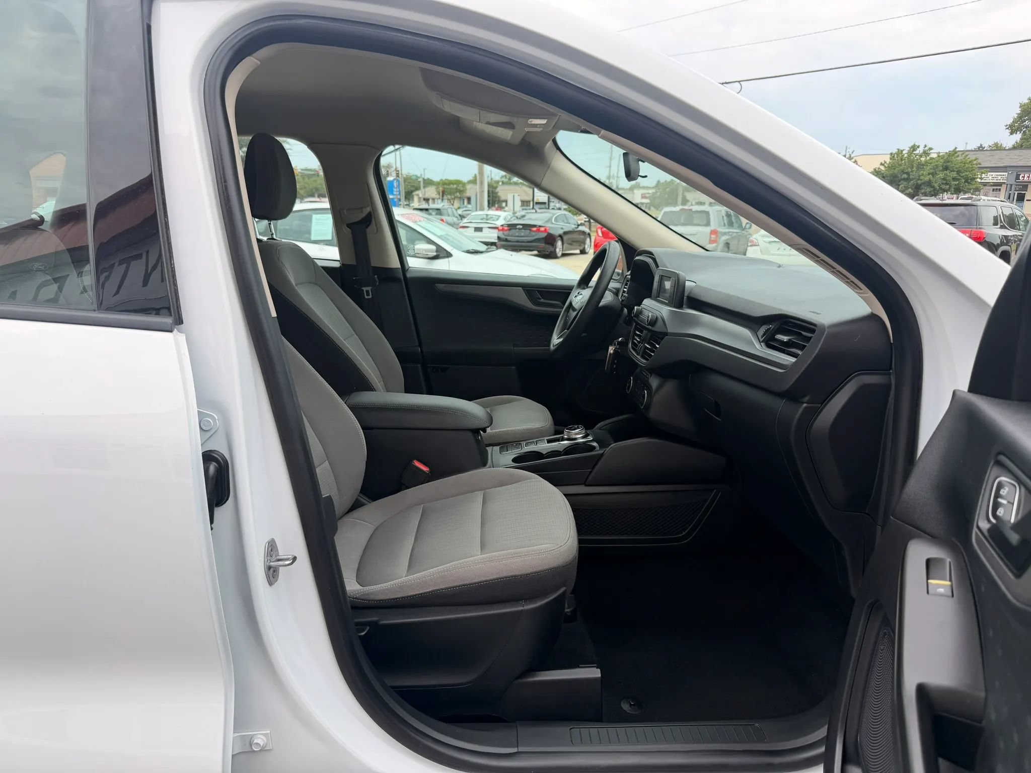 Used 2020 Ford Escape S FWD image 31