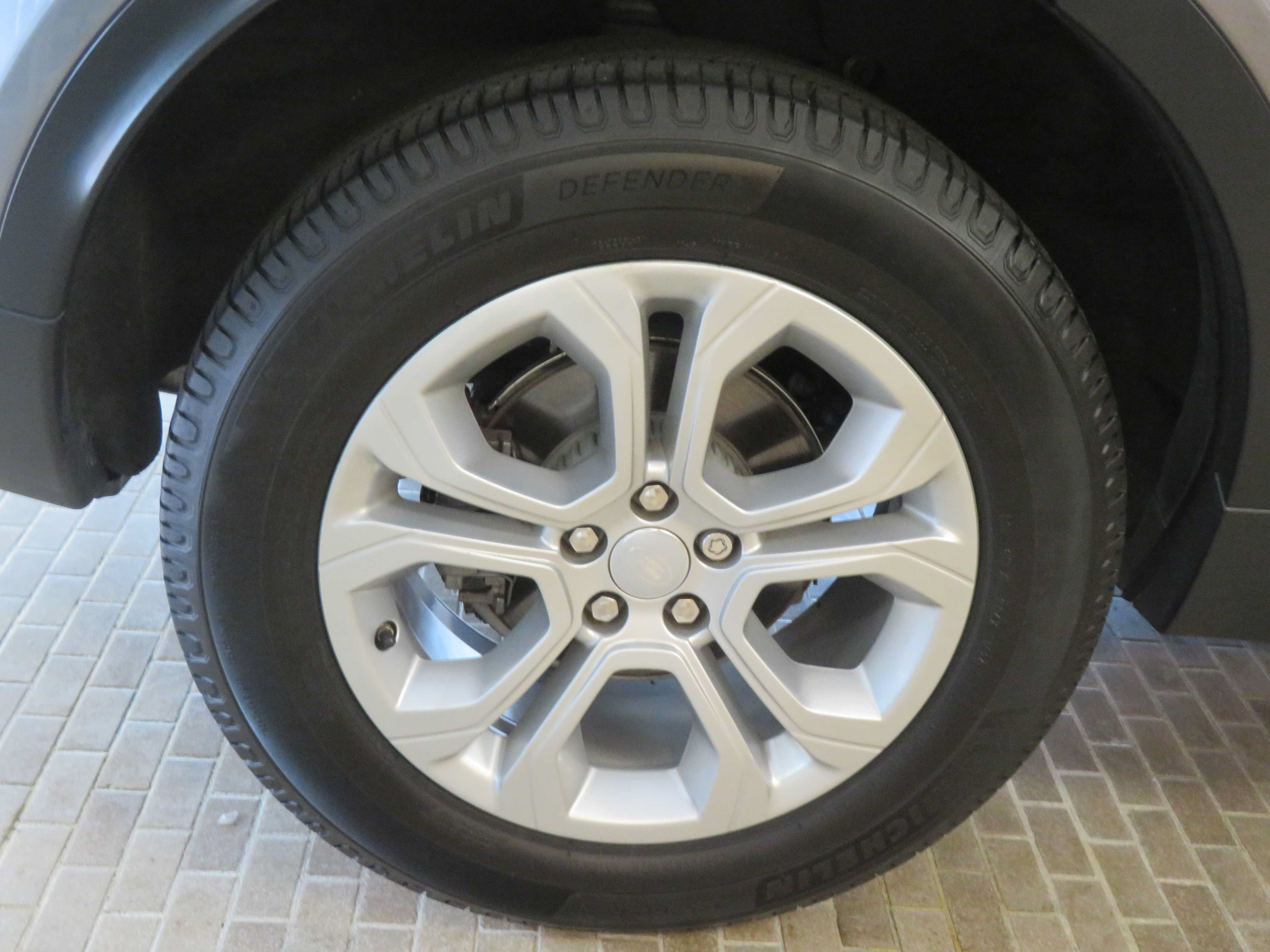 Used 2020 Land Rover Discovery Sport AWD/4WD image 9