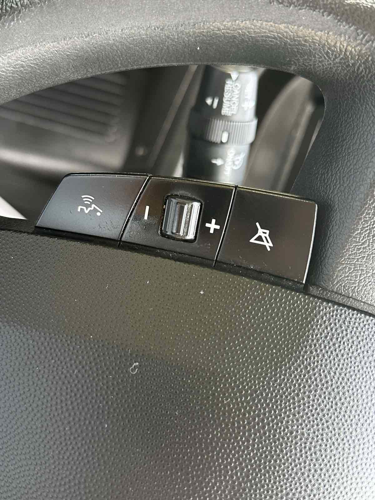 Used 2021 RAM ProMaster 1500 image 23