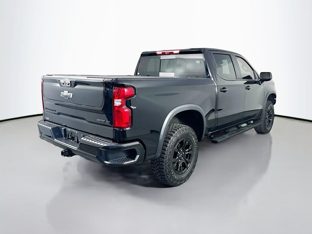 Used 2025 Chevrolet Silverado 1500 ZR2 w/ Technology Package AWD/4WD image 7