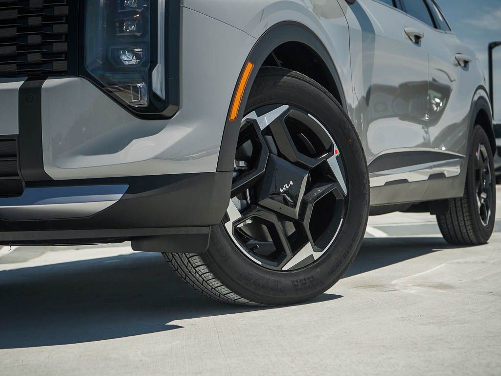 New 2026 Kia Sportage EX AWD/4WD image 6