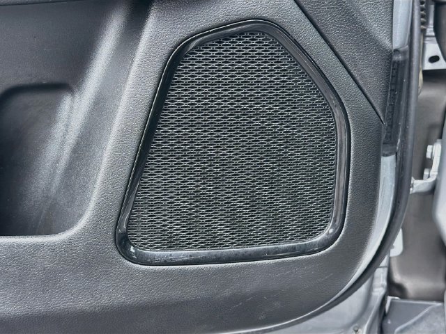 Used 2022 Jeep Compass Trailhawk w/ Trailhawk Convenience Group AWD/4WD image 19