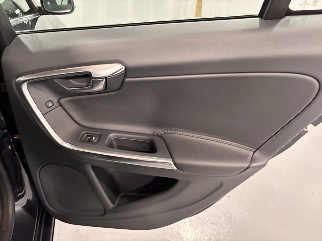 Used 2015 Volvo S60 T5 Premier image 26