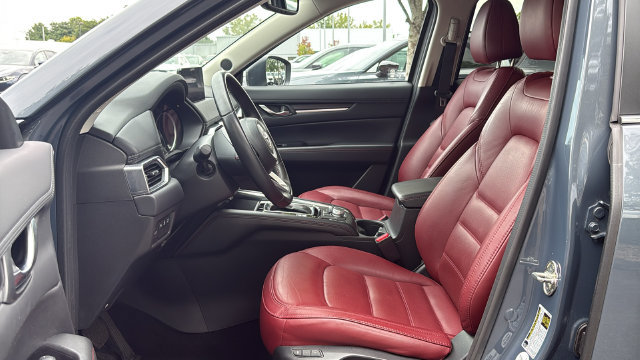 Certified 2025 MAZDA CX-5 Carbon Edition AWD/4WD image 10