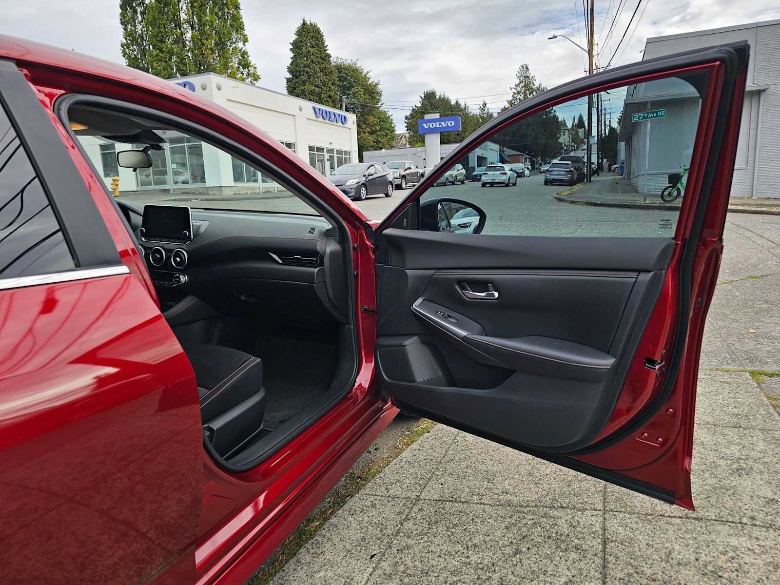 Used 2020 Nissan Sentra SR FWD image 10