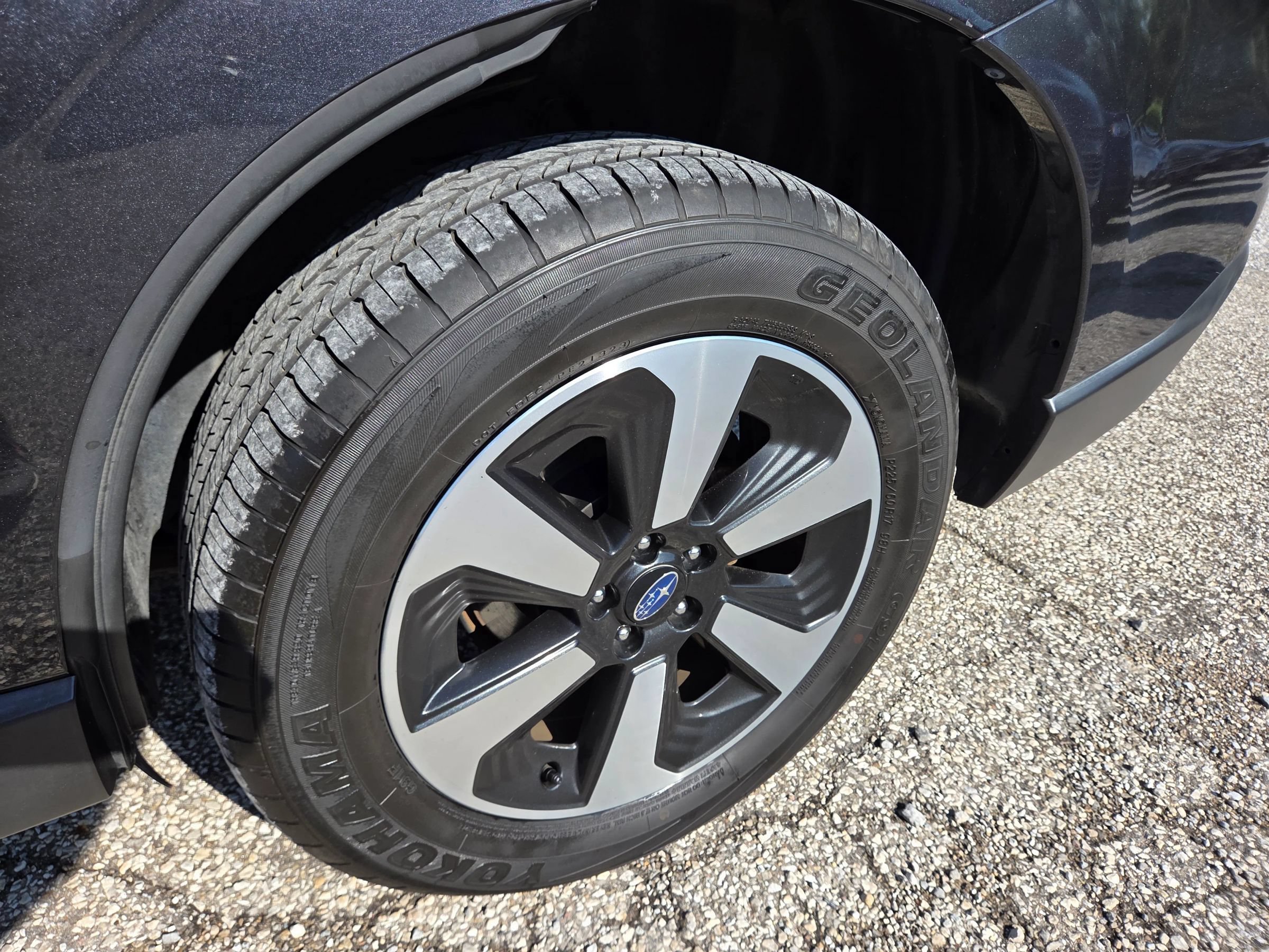 Used 2018 Subaru Forester 2.5i Limited w/ Popular Package #2 AWD/4WD image 12