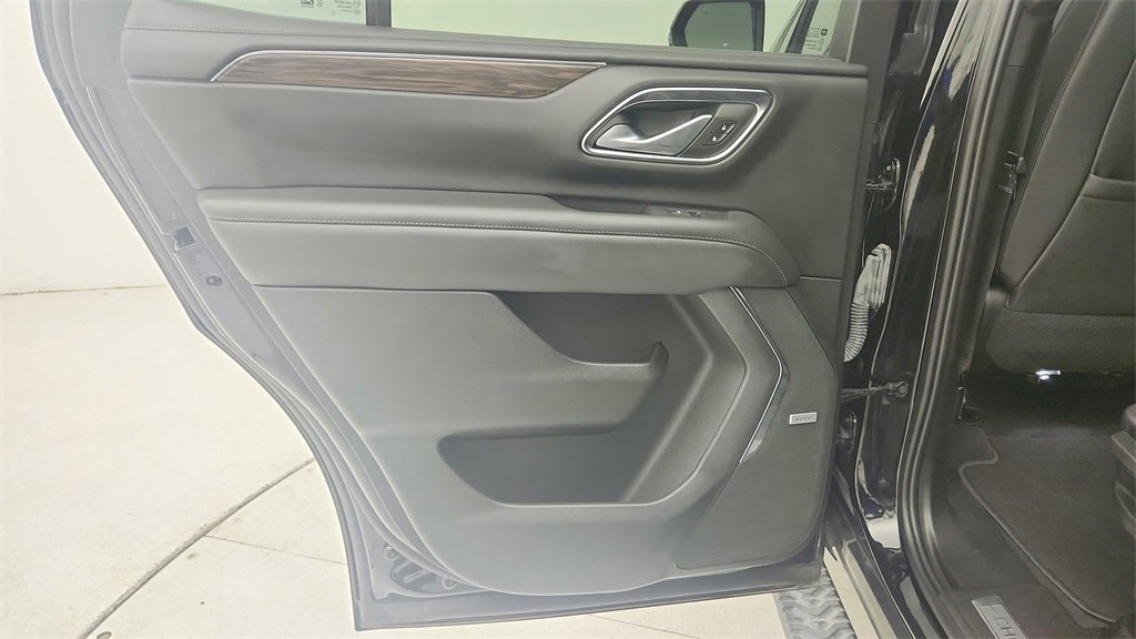 Certified 2023 Chevrolet Tahoe Z71 w/ Luxury Package image 29