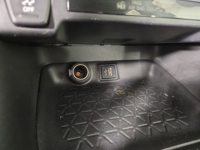 Used 2024 Toyota RAV4 XLE image 24