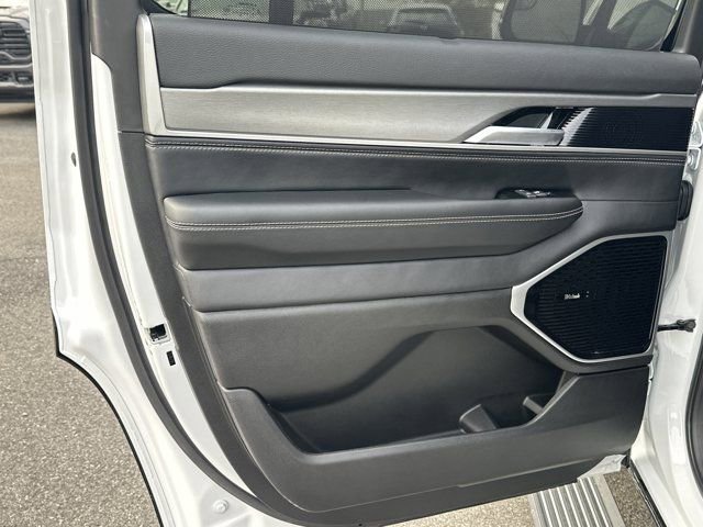 New 2026 Jeep Grand Wagoneer Limited image 22