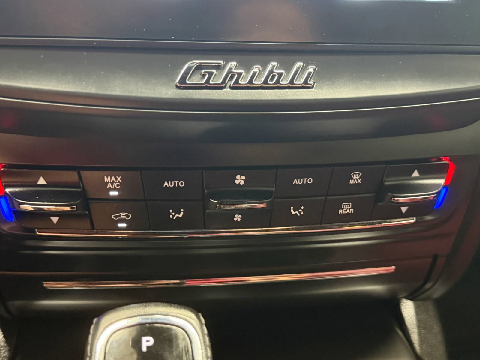 Used 2019 Maserati Ghibli RWD image 31