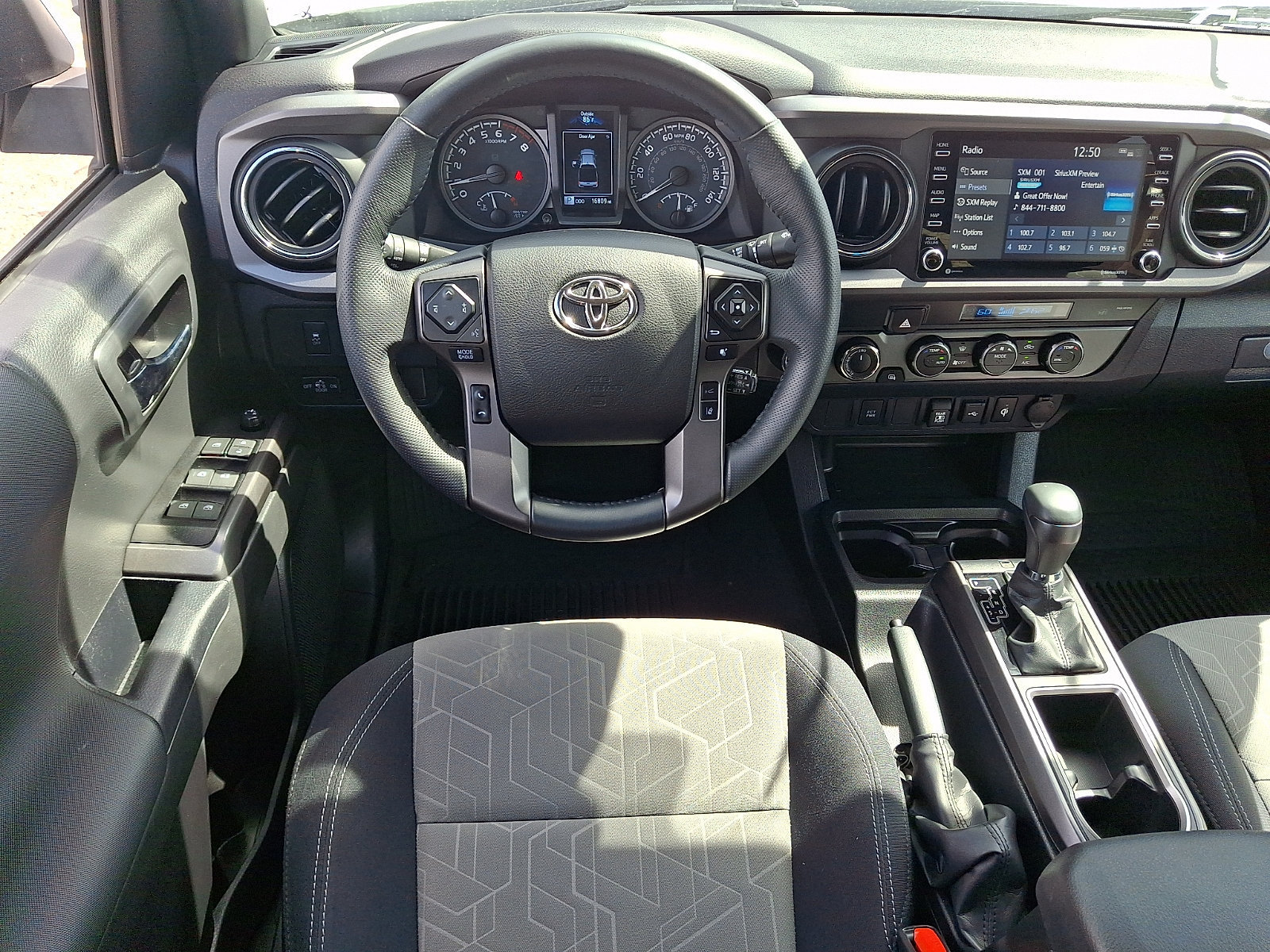 Used 2023 Toyota Tacoma TRD Sport AWD/4WD image 12